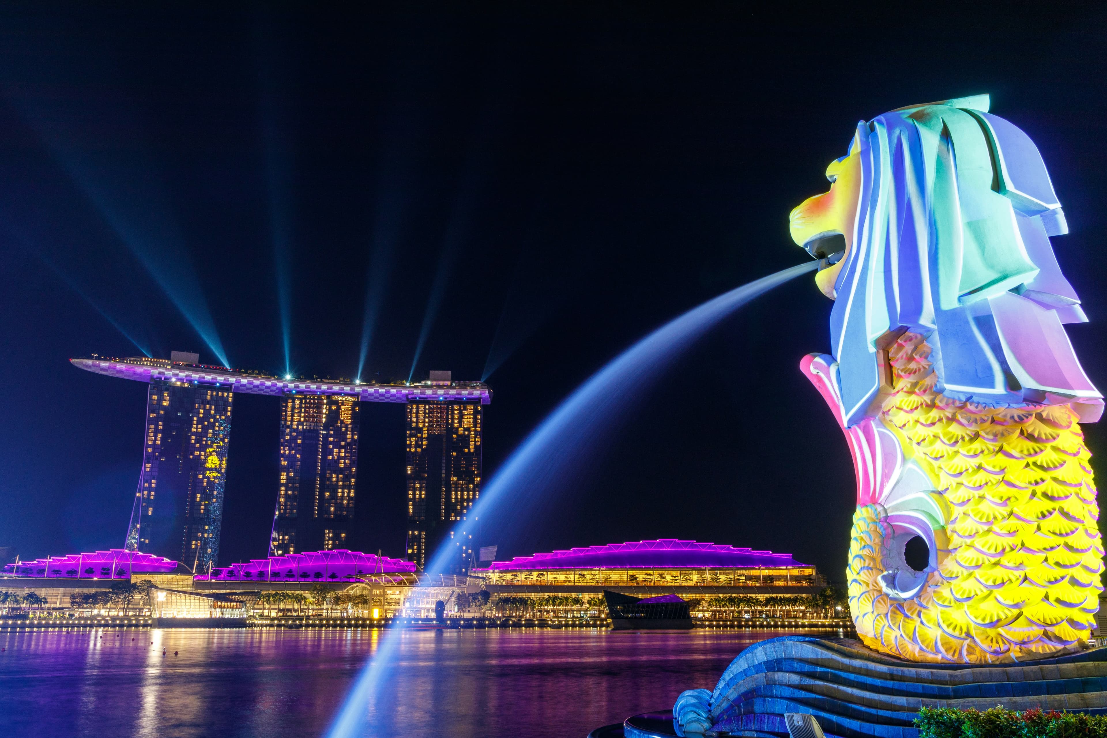 Explore Singapore destination